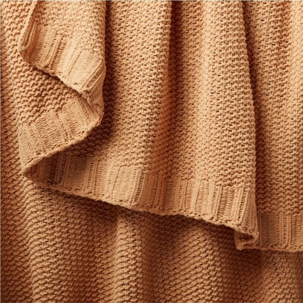 NWT Solid Chenille Knit Throw Blanket Gold -‎ Threshold